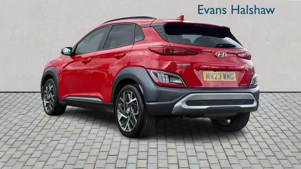 Hyundai Kona 1.6 Gdi Hybrid Ultimate Dct 2023 Red #5
