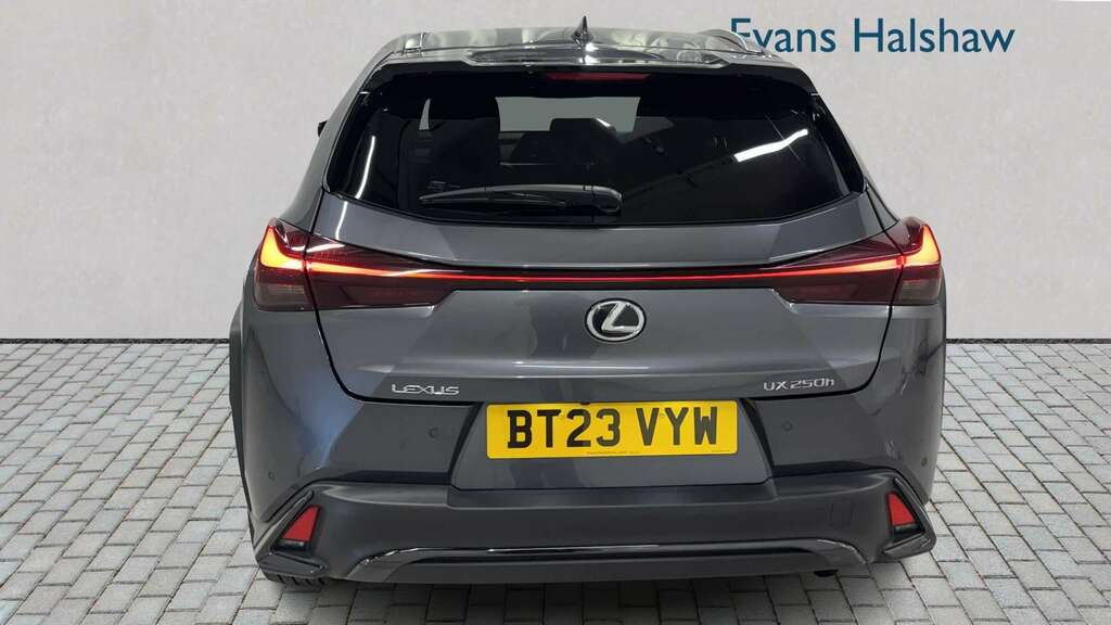 Lexus UX 250H 2.0 F-sport Design Cvt 2023 BT23VYW Grey #5