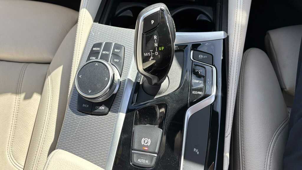 BMW 5 Series 530E M Sport Techplus Pack Blue #14