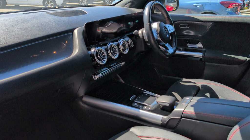 Mercedes-Benz GLA Class Amg Line Red #13