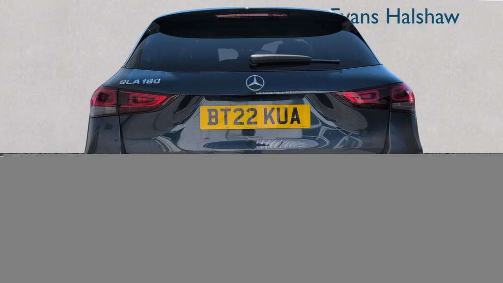 Mercedes-Benz GLA Class 180 Amg Line Premium 2022 Blue #5