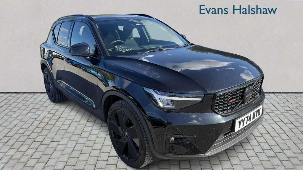 Volvo XC40 2.0 B4p Plus Black Edition 2024 Black