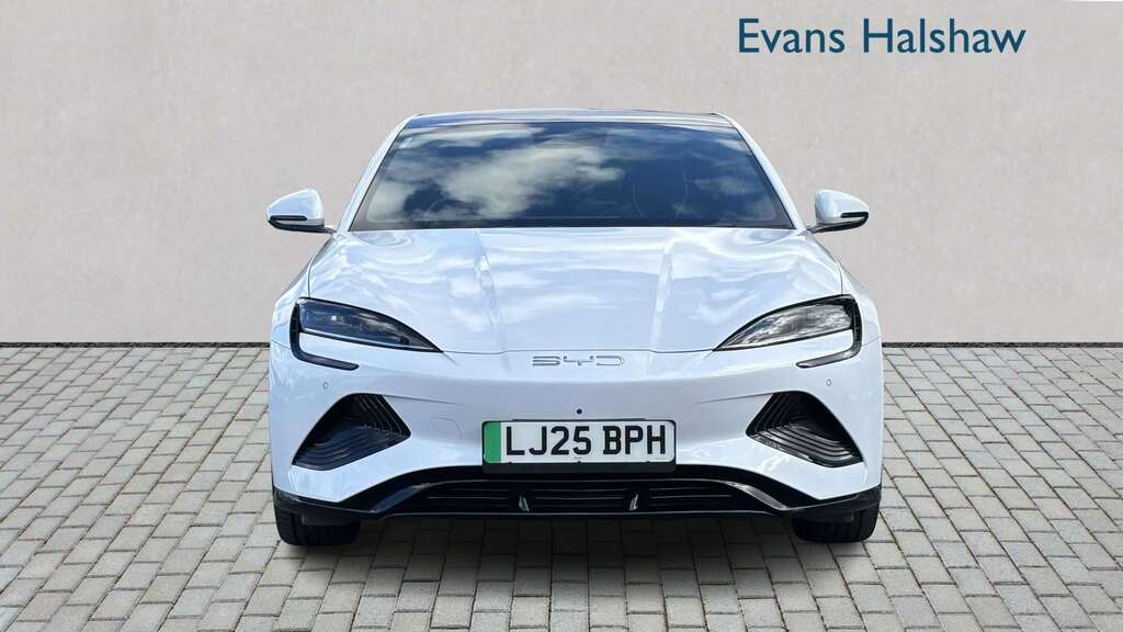 Byd Seal 390Kw Excellence Awd 83Kwh 2025 White #4