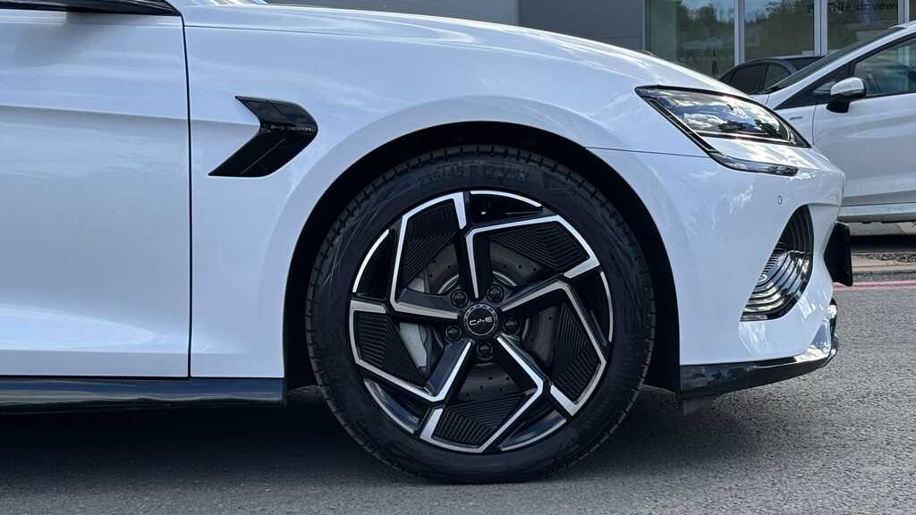 Byd Seal 390Kw Excellence Awd 83Kwh 2025 White #5