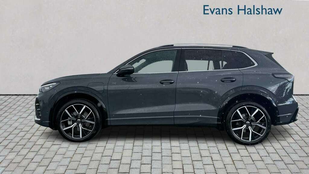 Volkswagen Tiguan 1.5 Tsi Ehybrid R-line Dsg 2025 Grey #3