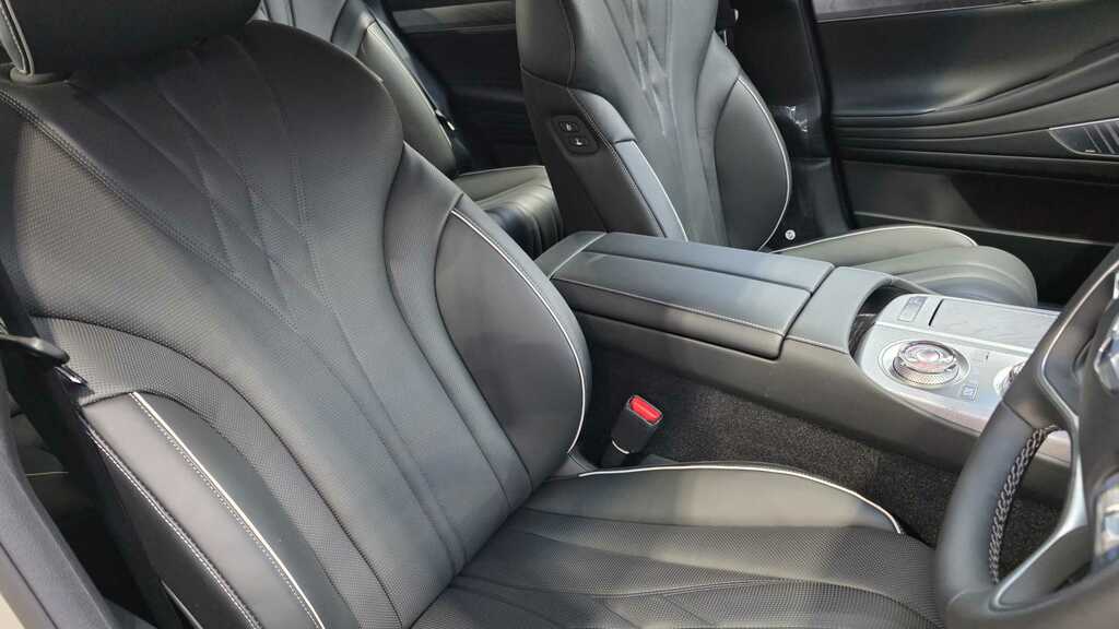 Genesis G80 272Kw Luxury 87.2Kwh Awd 2026 Grey #15