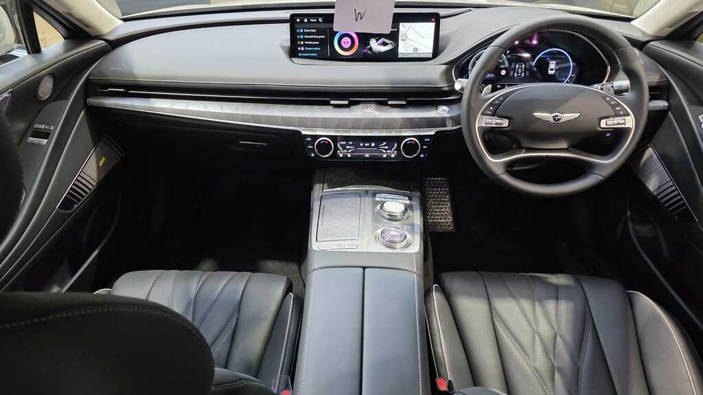 Genesis G80 272Kw Luxury 87.2Kwh Awd 2026 Grey #30