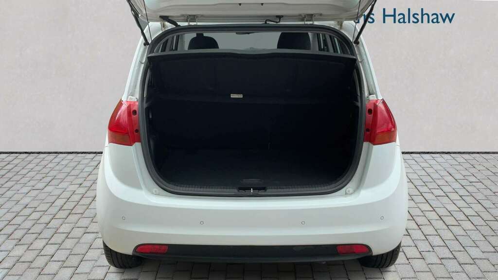 Kia Venga 1.4 Isg 2 2017 White #6