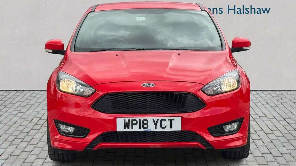 Ford Focus 1.0 Ecoboost 140 St-line Navigation 2018 Red #5
