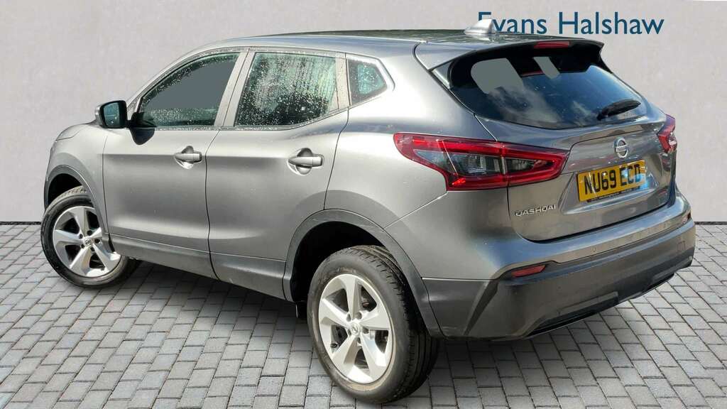 Nissan Qashqai 1.5 Dci 115 Acenta Premium 2019 NU69ECD Grey #2