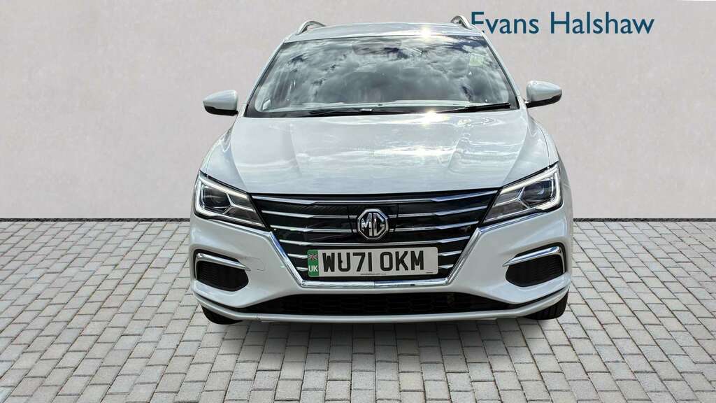 MG MG5 Exclusive White #19