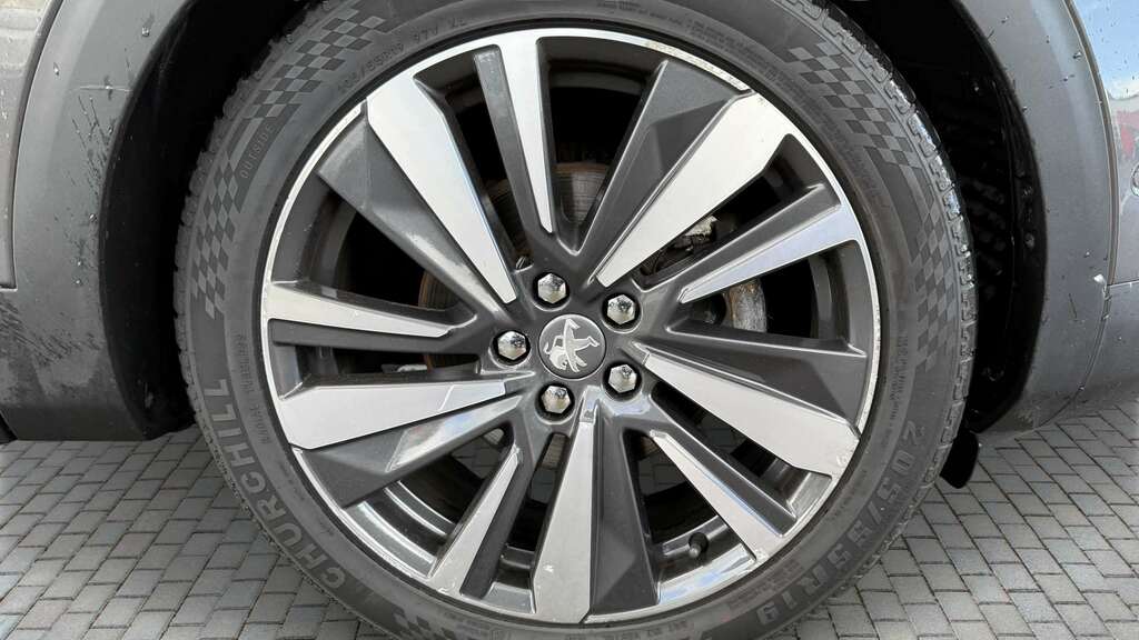Peugeot 5008 1.5 Bluehdi Gt Line Premium 2018 LL68KUJ Grey #4
