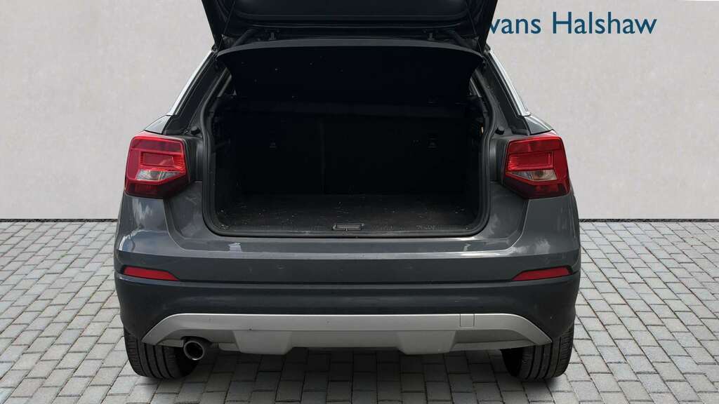 Audi Q2 30 Tdi Sport 2019 Grey #6