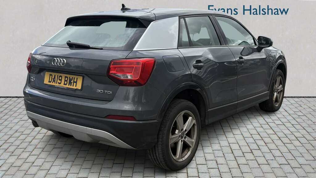 Audi Q2 30 Tdi Sport 2019 Grey #4