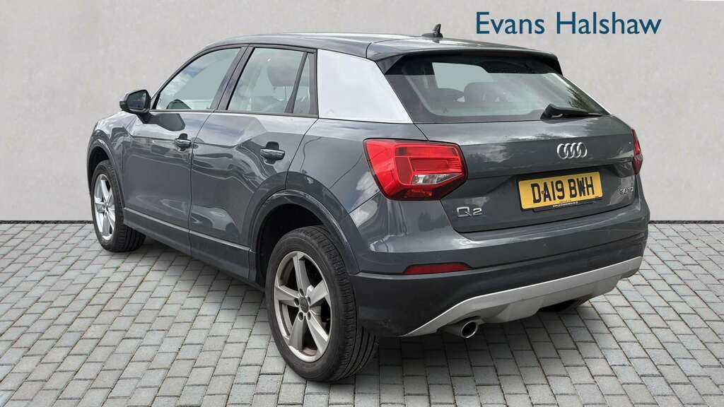 Audi Q2 30 Tdi Sport 2019 Grey #3