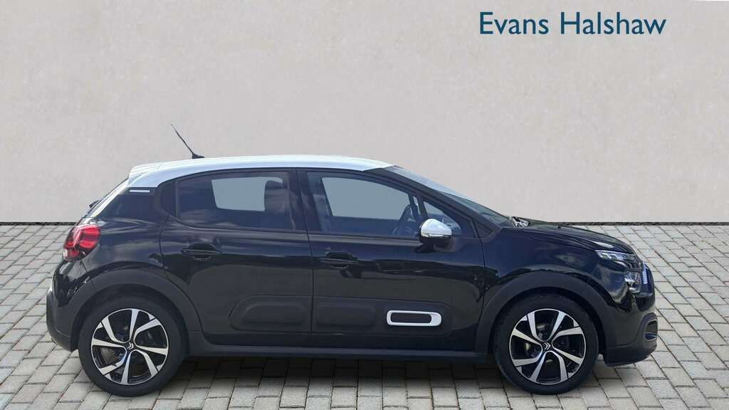 Citroen C3 1.2 Puretech 110 Shine Plus Eat6 2023 Black #4