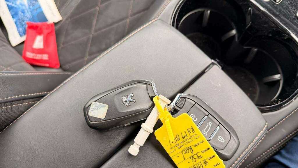 Peugeot 508 Hatchback Red #12