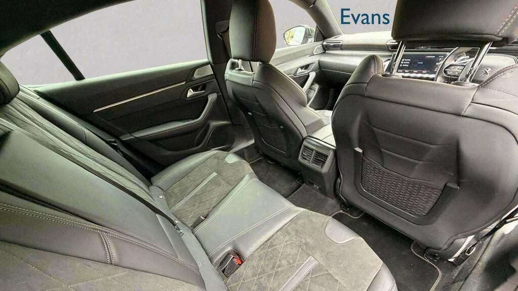 Peugeot 508 Hatchback Red #7