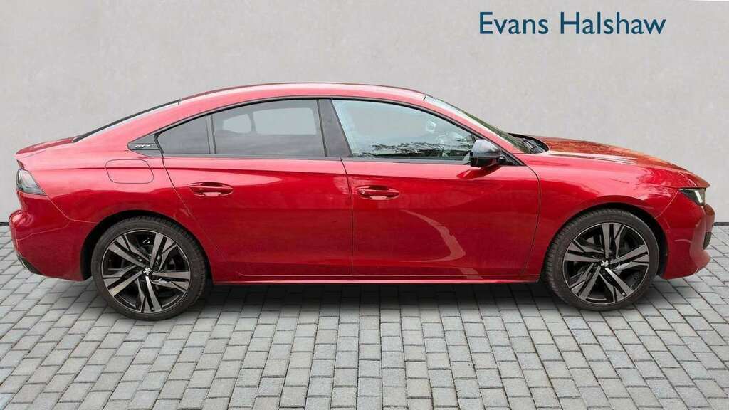 Peugeot 508 Hatchback Red #13