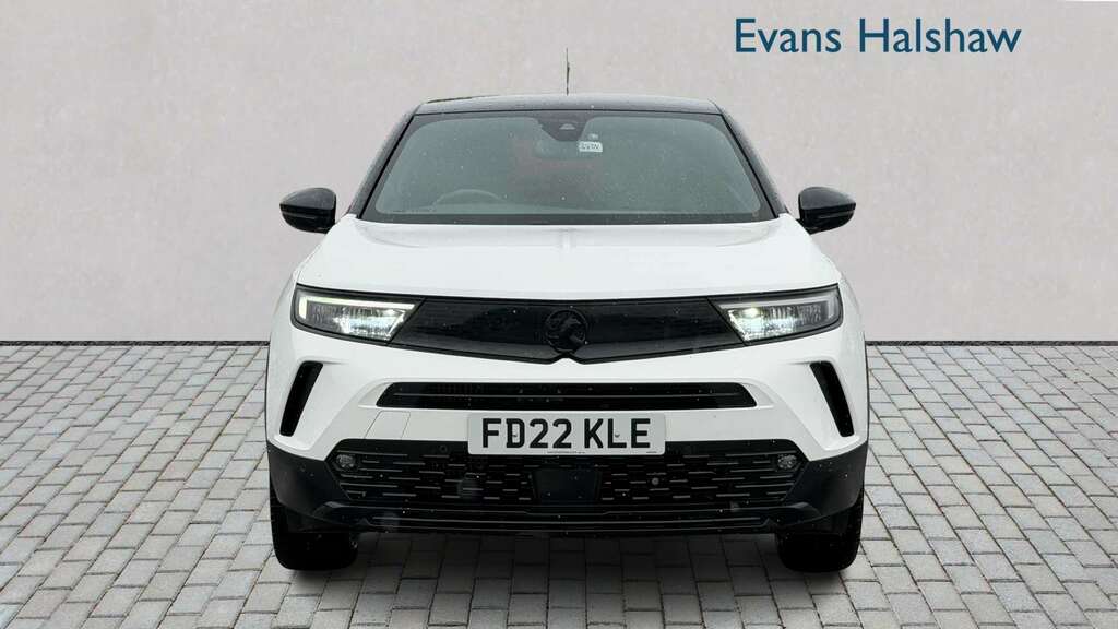 Vauxhall Mokka 1.2 Turbo Sri Premium 2022 FD22KLE White #4
