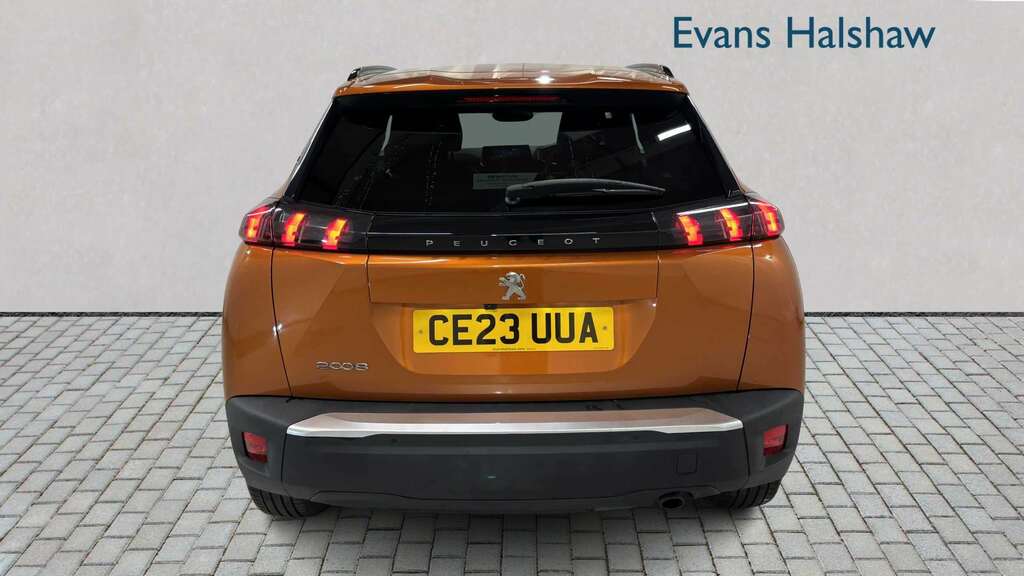 Peugeot 2008 1.2 Puretech Allure Premium 2023 CE23UUA Orange #3