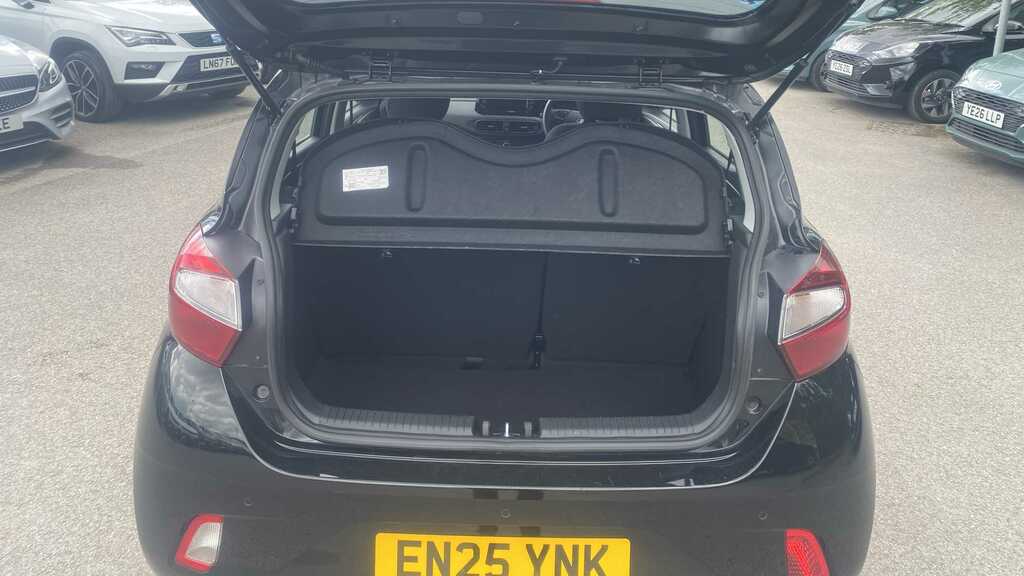 Hyundai I10 1.0 63 Advance Nav 2025 Black #6