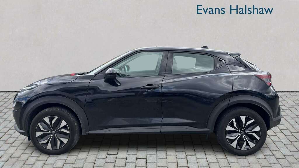 Nissan Juke 1.0 Dig-t Acenta Premium 2025 MM75UKY Black #2