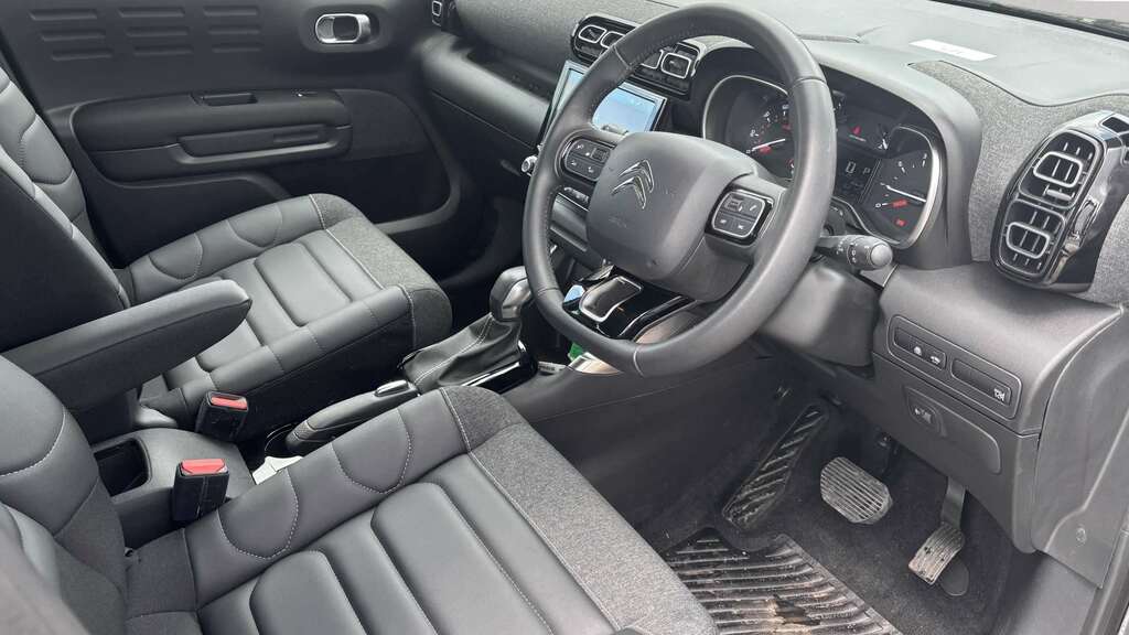 Citroen C3 Aircross 1.2 Puretech 130 Shine Plus Eat6 2023 Black #6