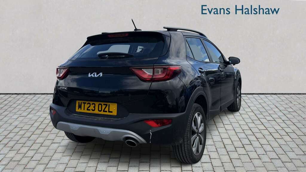 Kia Stonic 1.0T Gdi 99 2 Dct 2023 Black #6