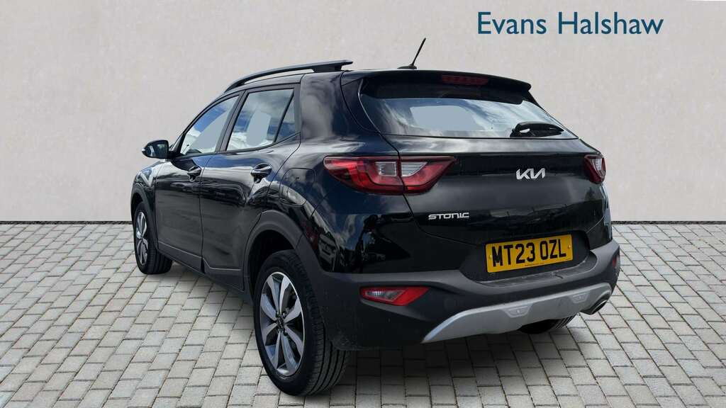 Kia Stonic 1.0T Gdi 99 2 Dct 2023 Black #5