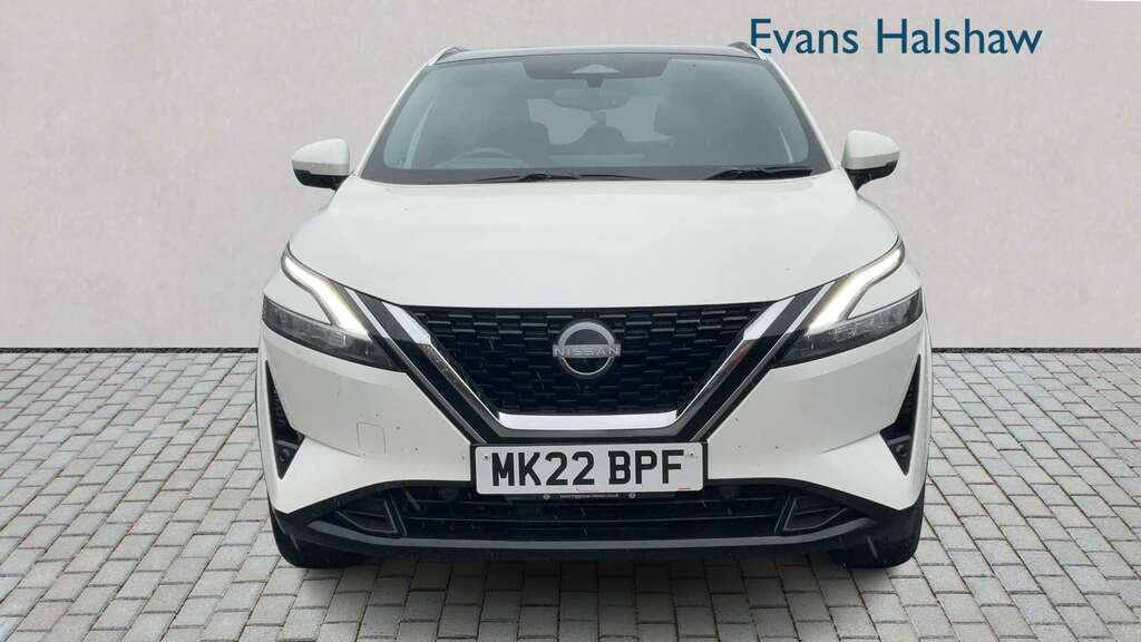 Nissan Qashqai 1.3 Dig-t Mh Tekna 2022 MK22BPF White #4