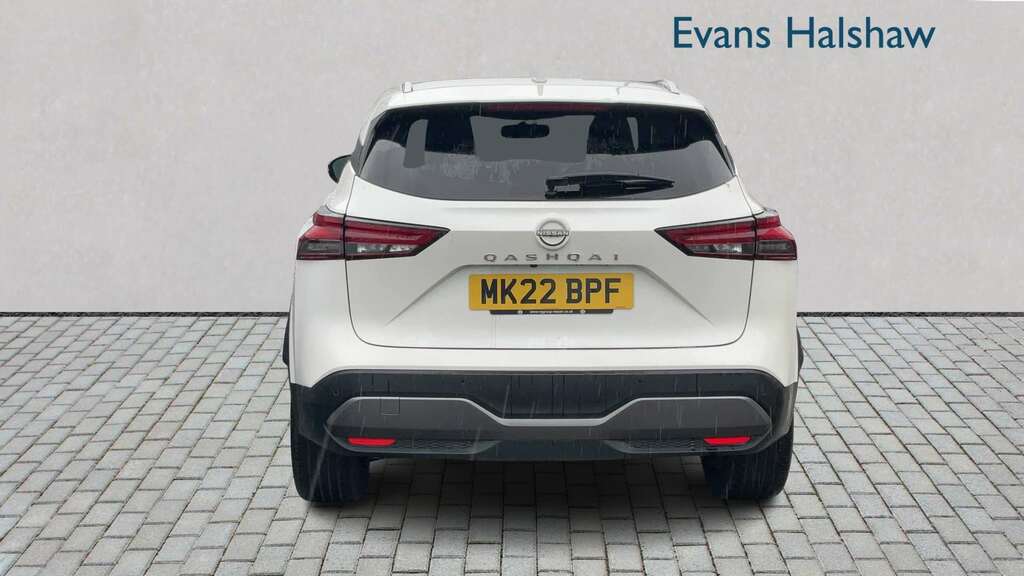 Nissan Qashqai 1.3 Dig-t Mh Tekna 2022 MK22BPF White #5