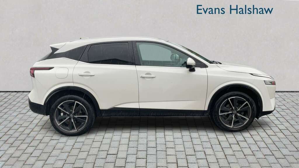 Nissan Qashqai 1.3 Dig-t Mh Tekna 2022 MK22BPF White #3