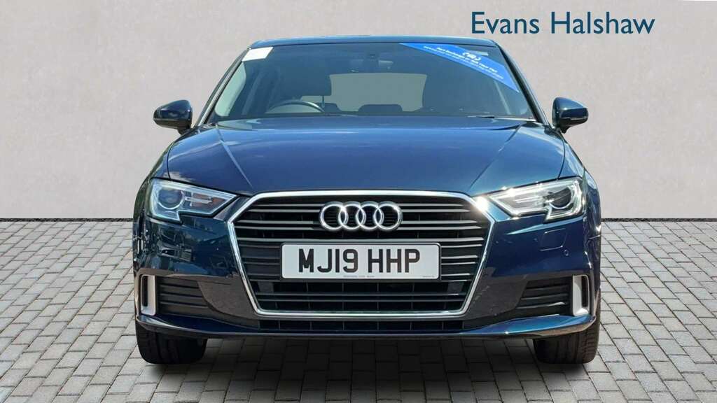 Audi A3 30 Tfsi 116 Sport S Tronic 2019 Blue #4