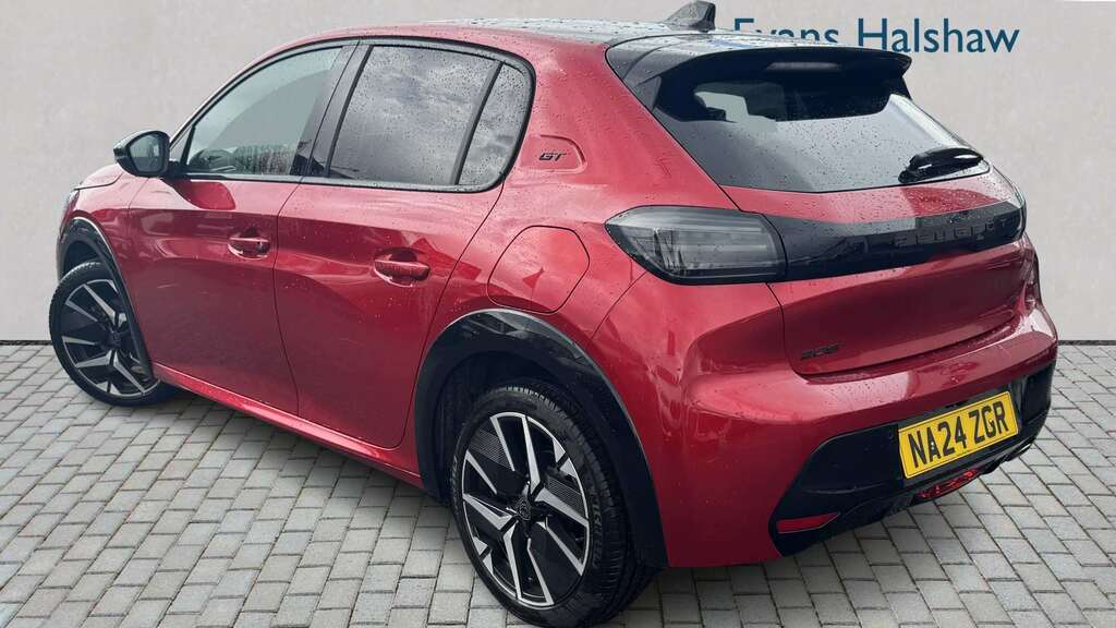 Peugeot 208 1.2 Puretech 100 Gt 2024 Red #2