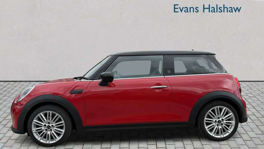 Mini Hatch 1.5 Cooper Exclusive 2023 MA72KOJ Red #4