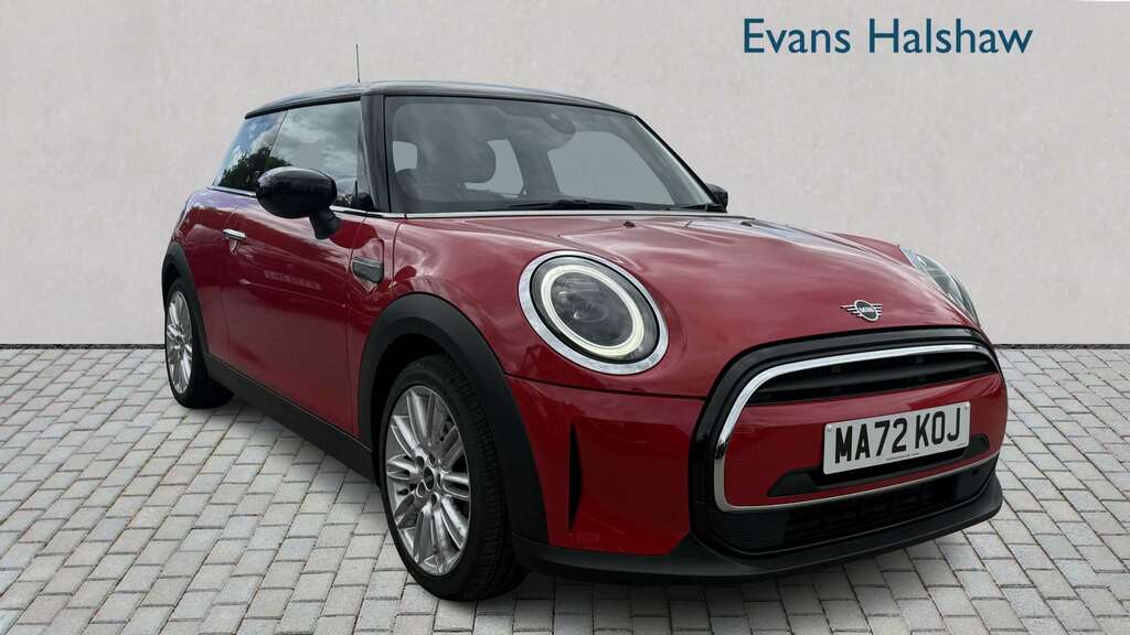Mini Hatch 1.5 Cooper Exclusive 2023 MA72KOJ Red