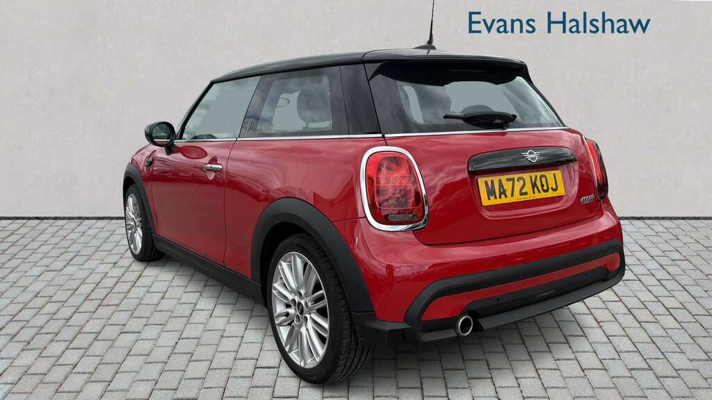Mini Hatch 1.5 Cooper Exclusive 2023 MA72KOJ Red #5