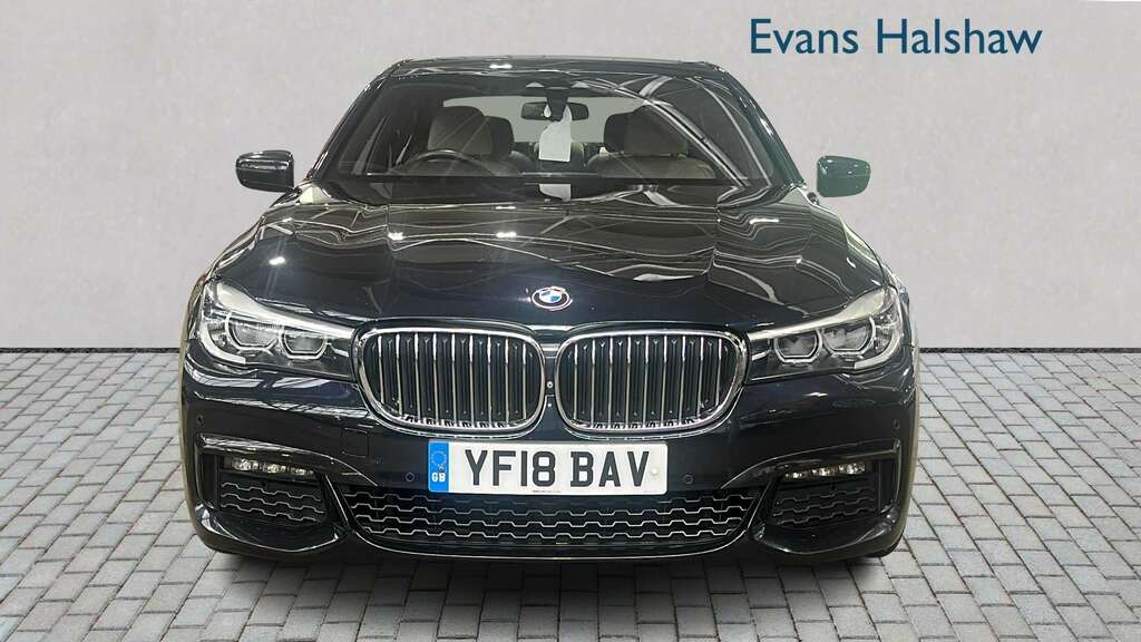 BMW 7 Series 730D Xdrive M Sport 2018 Black #4