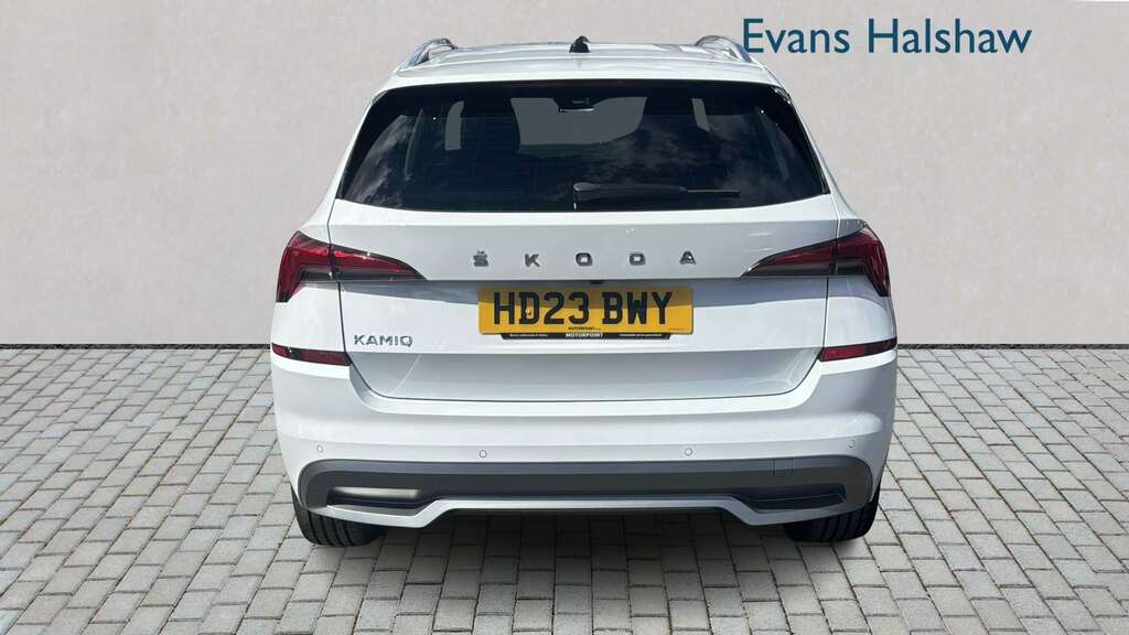Skoda Kamiq 1.5 Tsi Se L Executive Dsg 2023 White #5