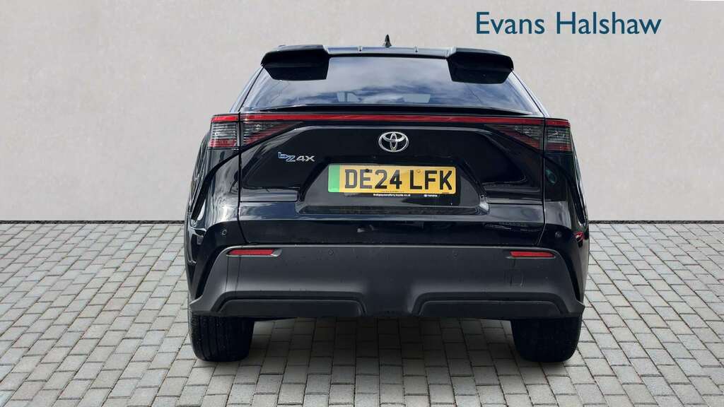 Toyota bZ4X 150Kw Motion 71.4Kwh 11Kw 2024 Black #5