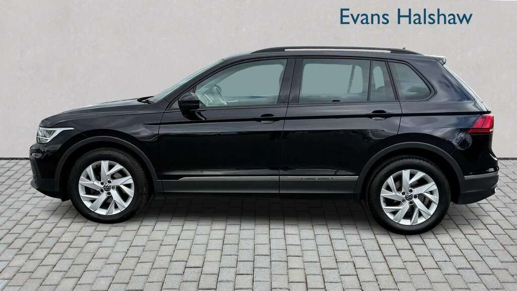 Volkswagen Tiguan 2.0 Tdi Life Dsg 2022 DA72LGV Black #4