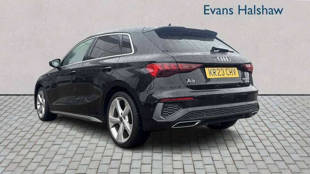 Audi A3 35 Tfsi S Line S Tronic 2023 KR23CHV Black #2