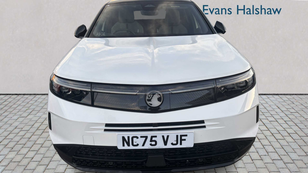 Vauxhall Grandland 1.2 Hybrid 136 Gs E-dct6 2026 White #4