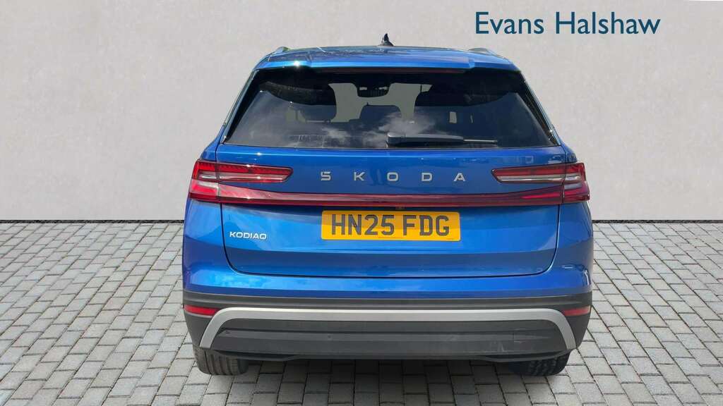 Skoda Kodiaq 1.5 Tsi E-tec Se L Dsg 7 Seat 2025 Blue #5