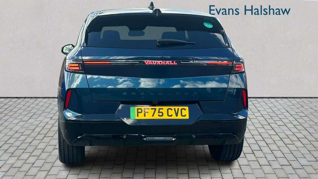 Vauxhall Grandland 157Kw Gs 73Kwh 2025 Blue #4
