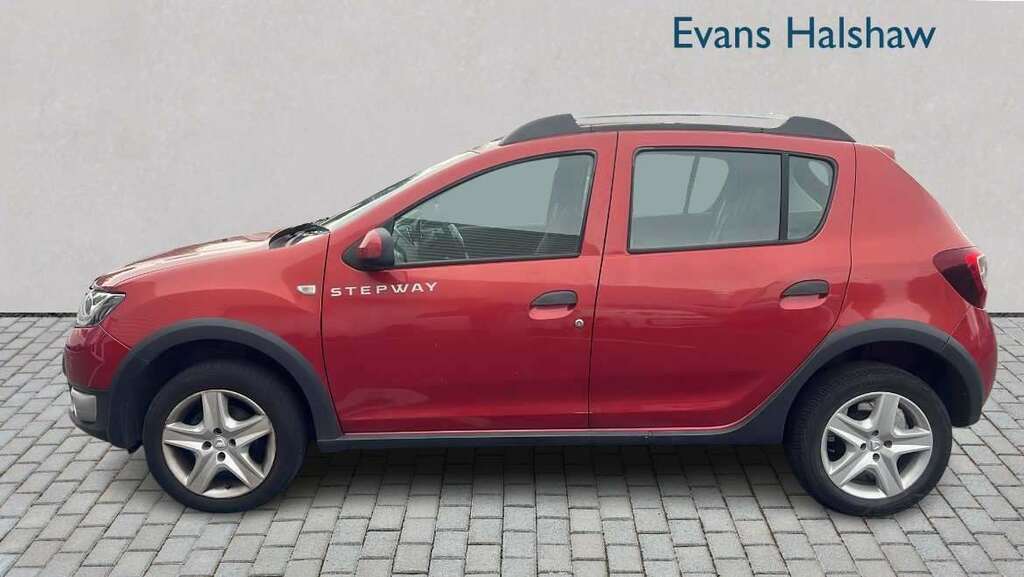 Dacia Sandero Stepway 0.9 Tce Laureate 2014 Red #3