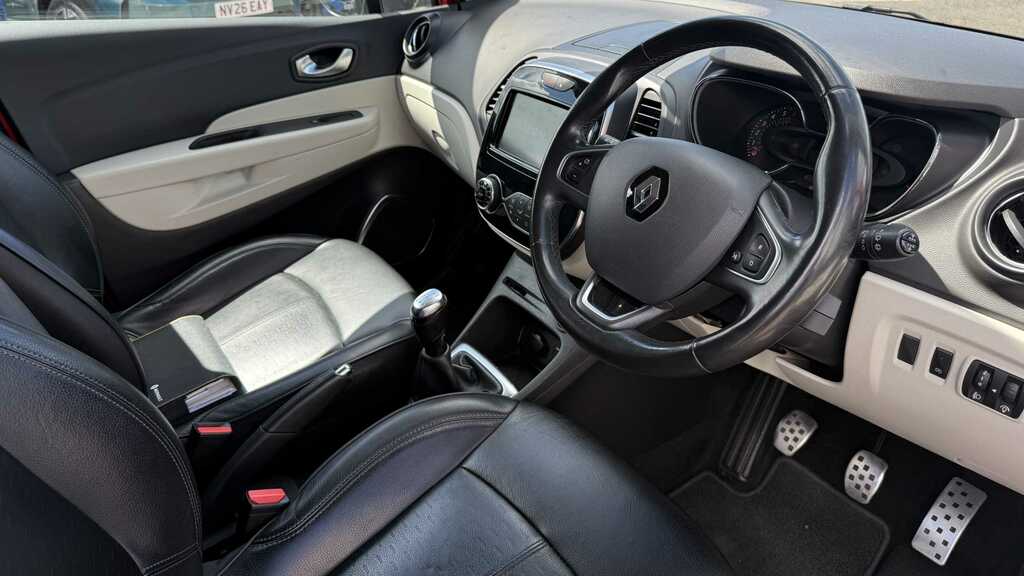 Renault Captur 0.9 Tce 90 Gt Line 2018 NX68ZZL Red #2