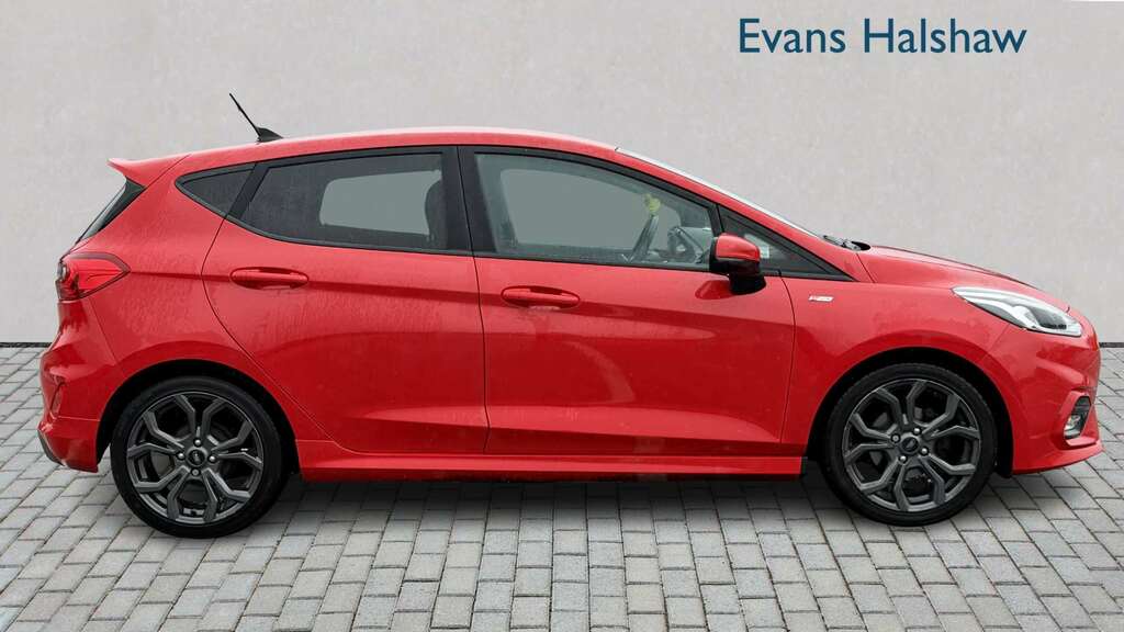 Ford Fiesta Hatchback Black #3