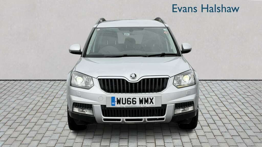 Skoda Yeti 2.0 Tdi Cr Se L 2016 Silver #4